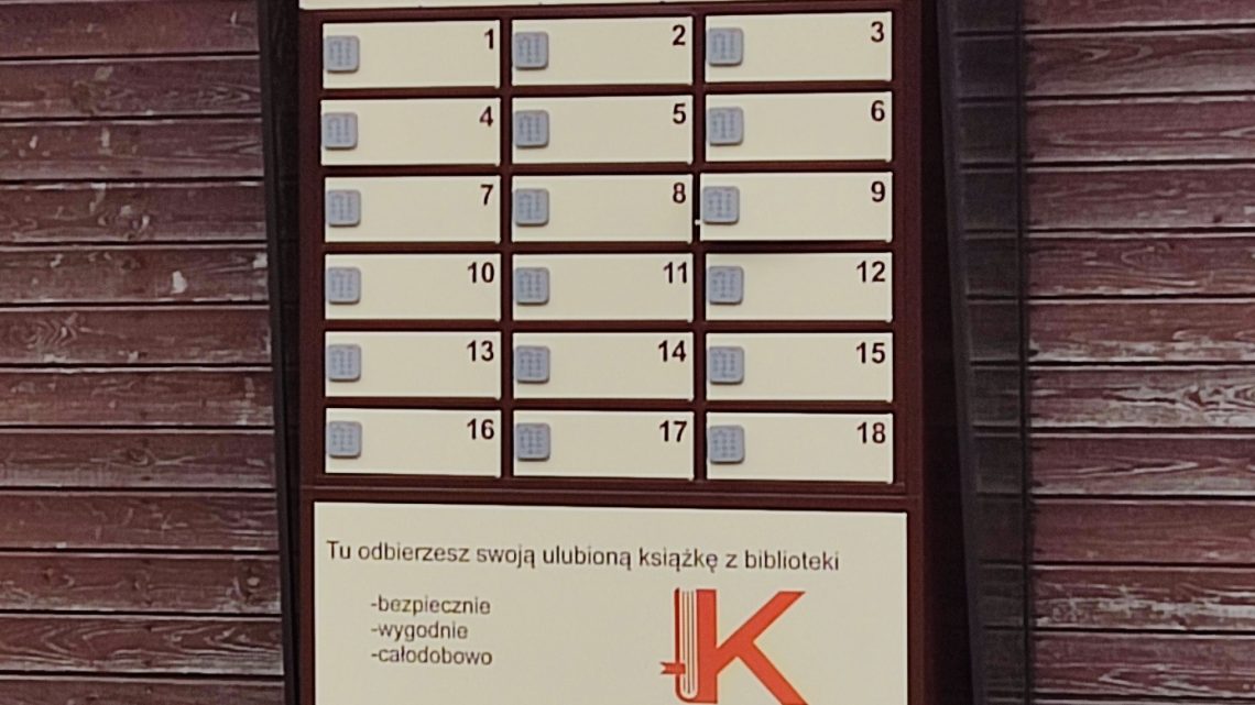Książka z książkomatu